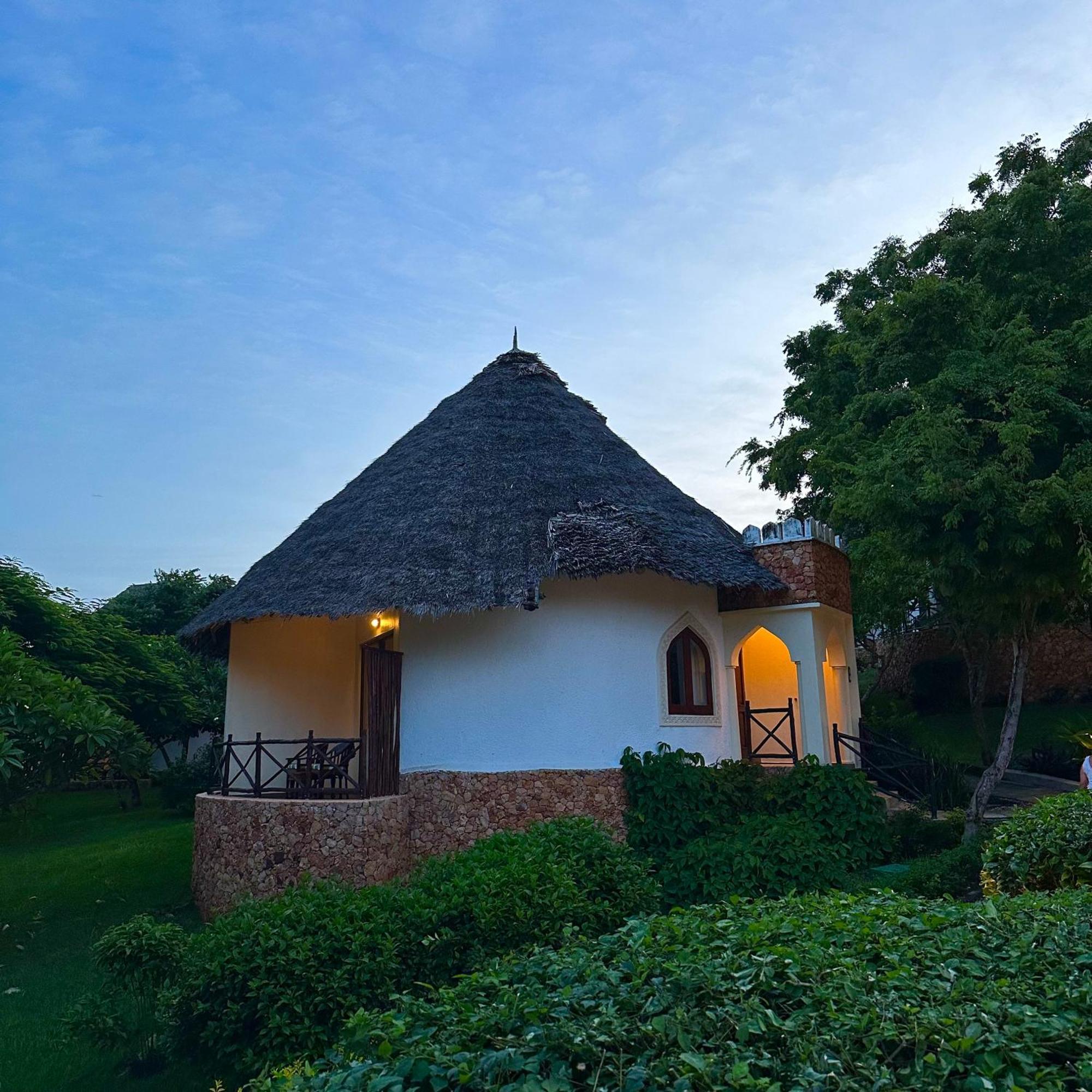 Sultan Sands Island Resort & Spa Kiwengwa  Exterior photo